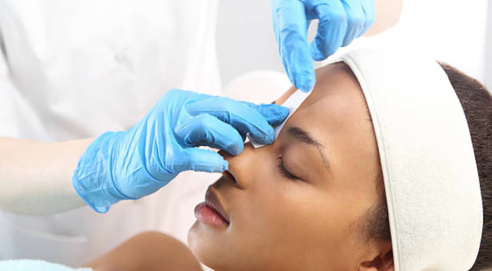 Eye Brow Wax