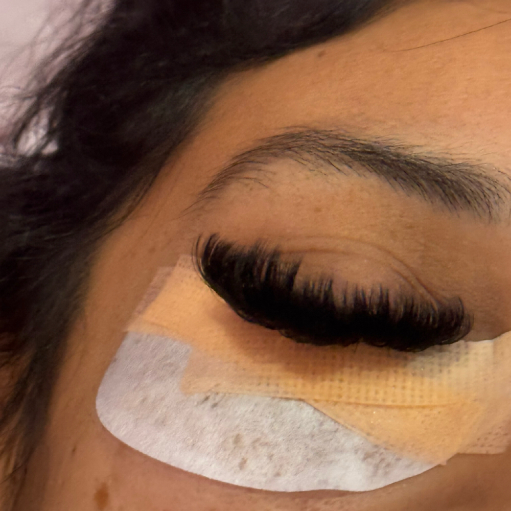 Lash Fills at Ginnette Studio in Torrance, CA