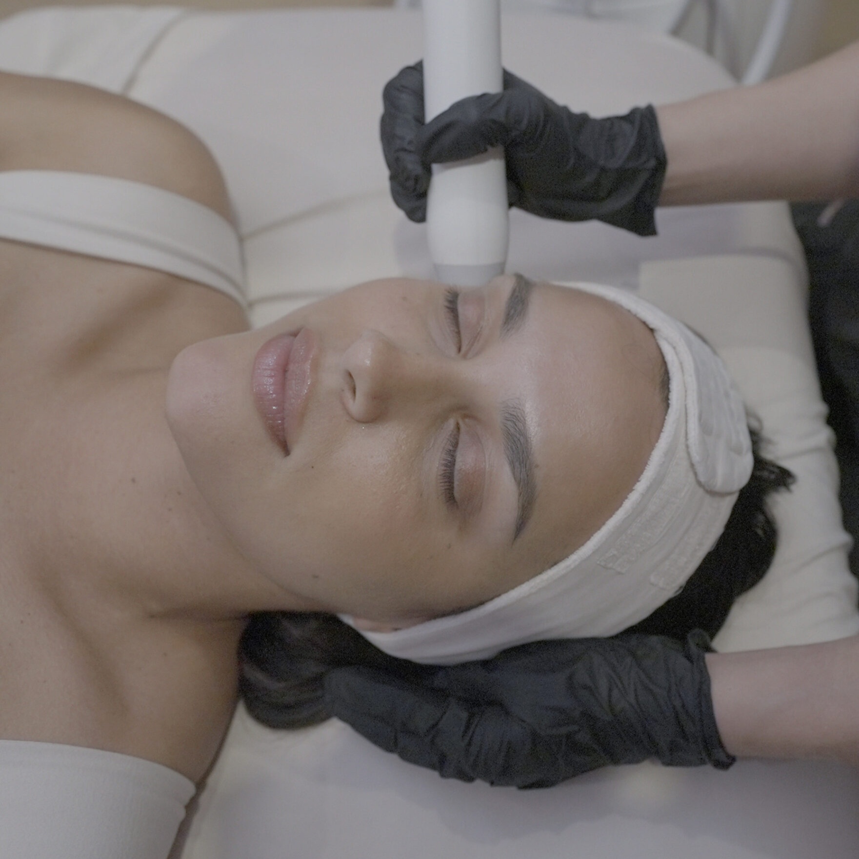 FACE & NECK (Individual Sessions) at SkynBizz in Oxon Hill, MD