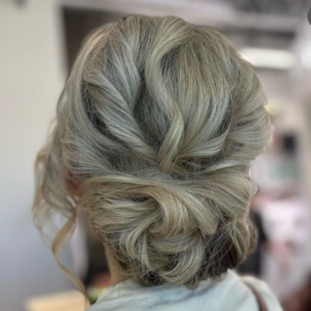 Event Style at Rachel Zanath in Akron, OH