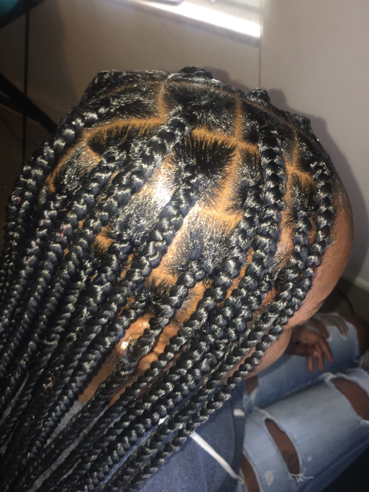 Medium Knotless Braids