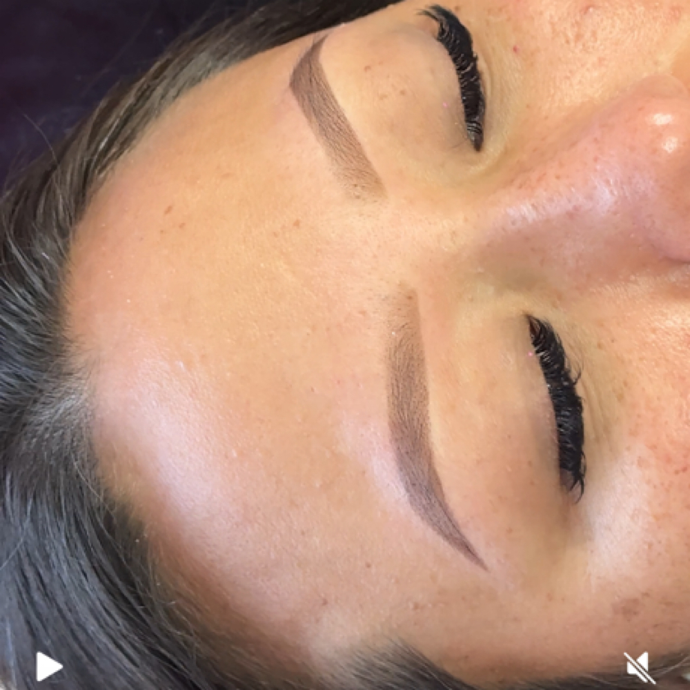 Brow Tint +Design🌸tinte +Diseńo at Belen’s Beauty Lounge in Fort Walton Beach, FL