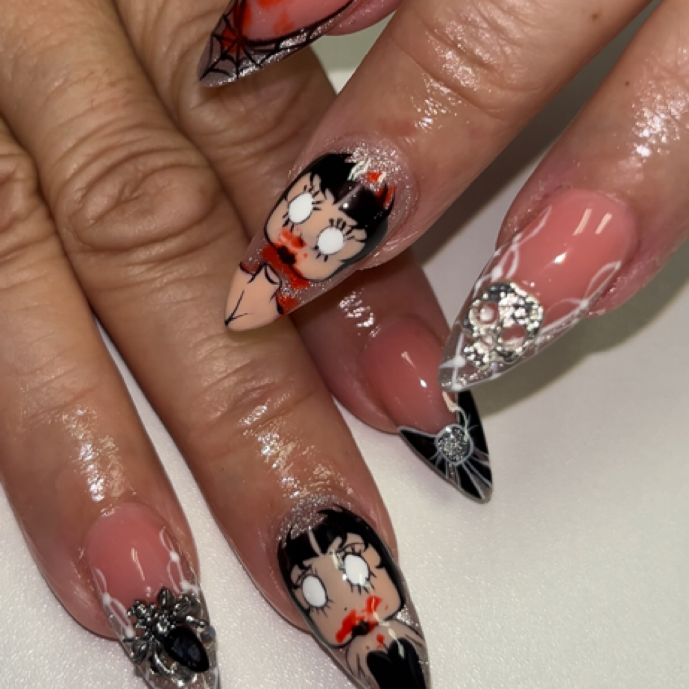 Tier 1 Character Fullset at Nessasnailgallery in Jacksonville, FL