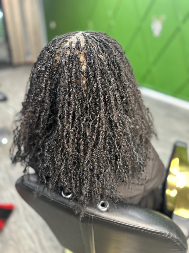 Micro Loc Install With Extension at Xio Hair & Beauty Bar in Rosedale, MD