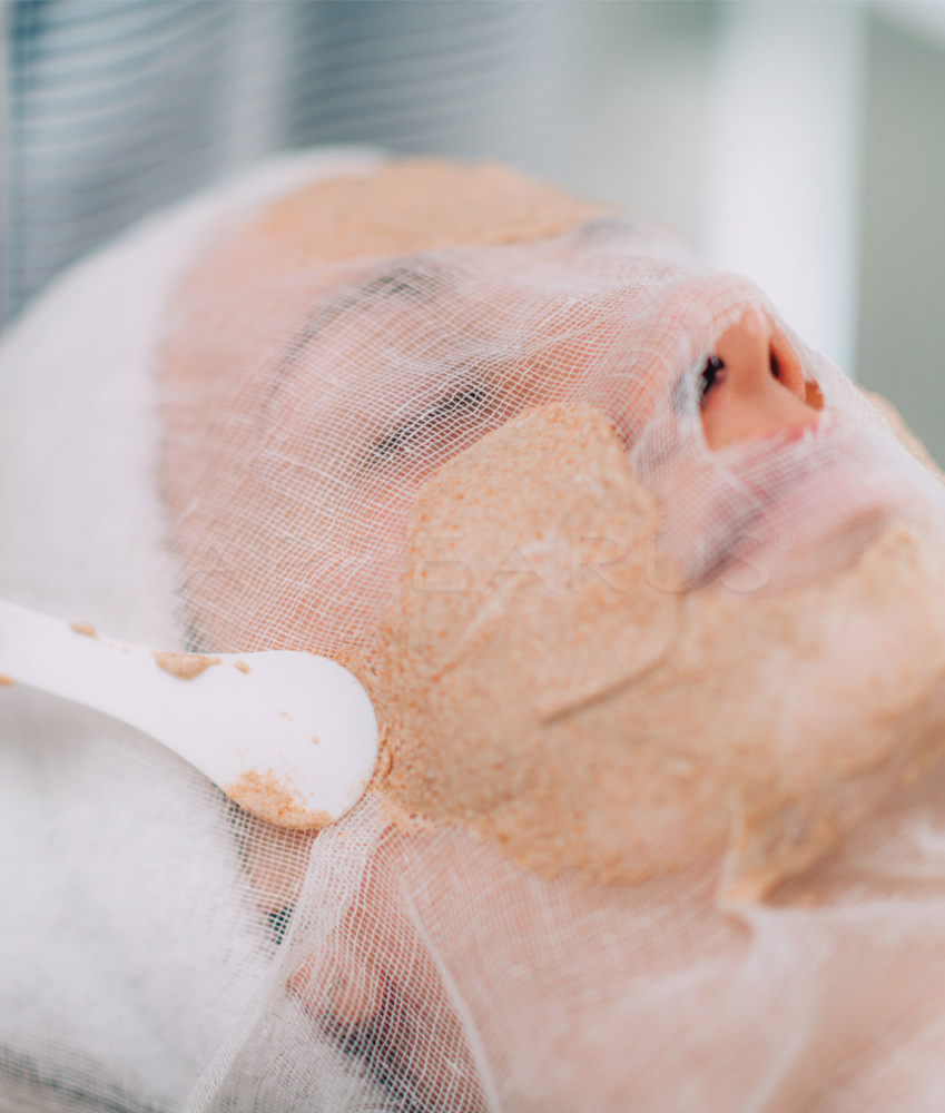 Acne-clearing facial