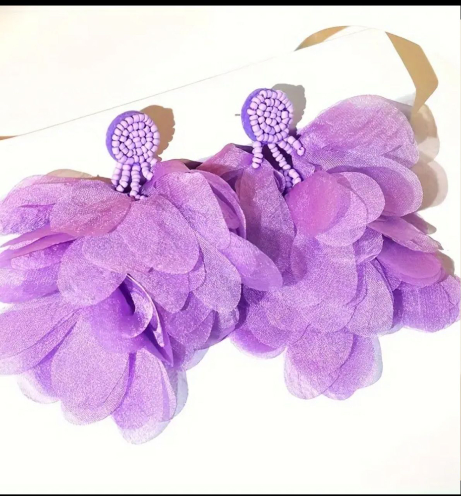 Lavender Earing