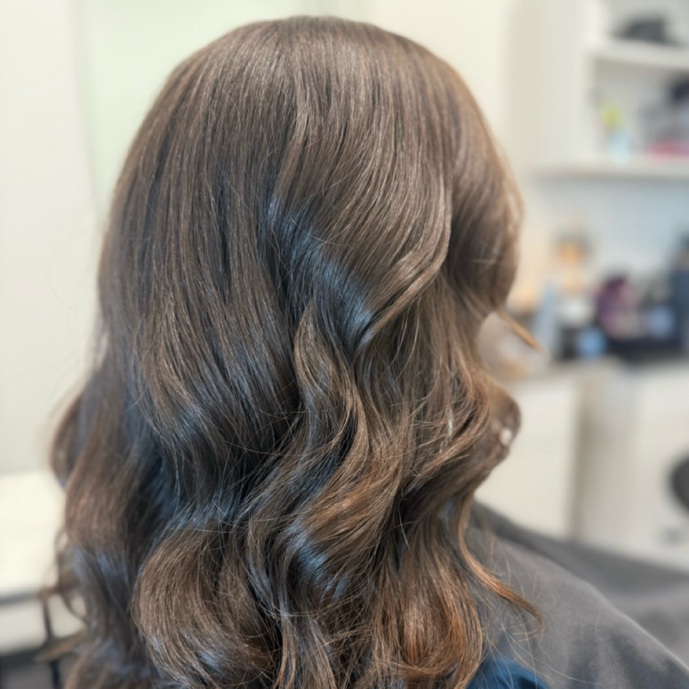Root Refresh at Bri Luxury Salon in Katy, TX