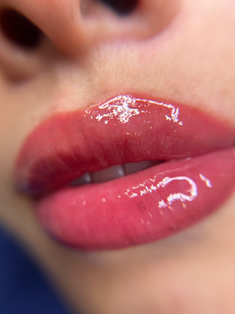 Lip Blush Correction/Cover-up