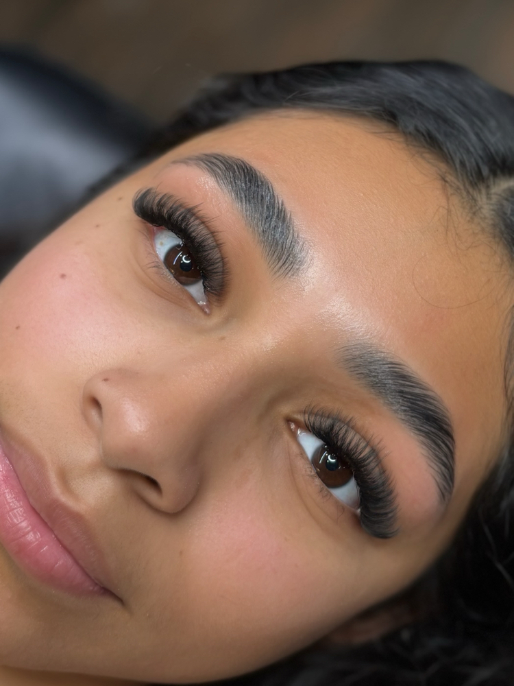 Brow Lamination + Tint