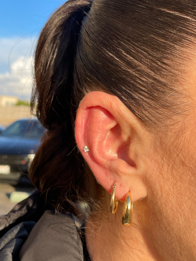Helix piercing
