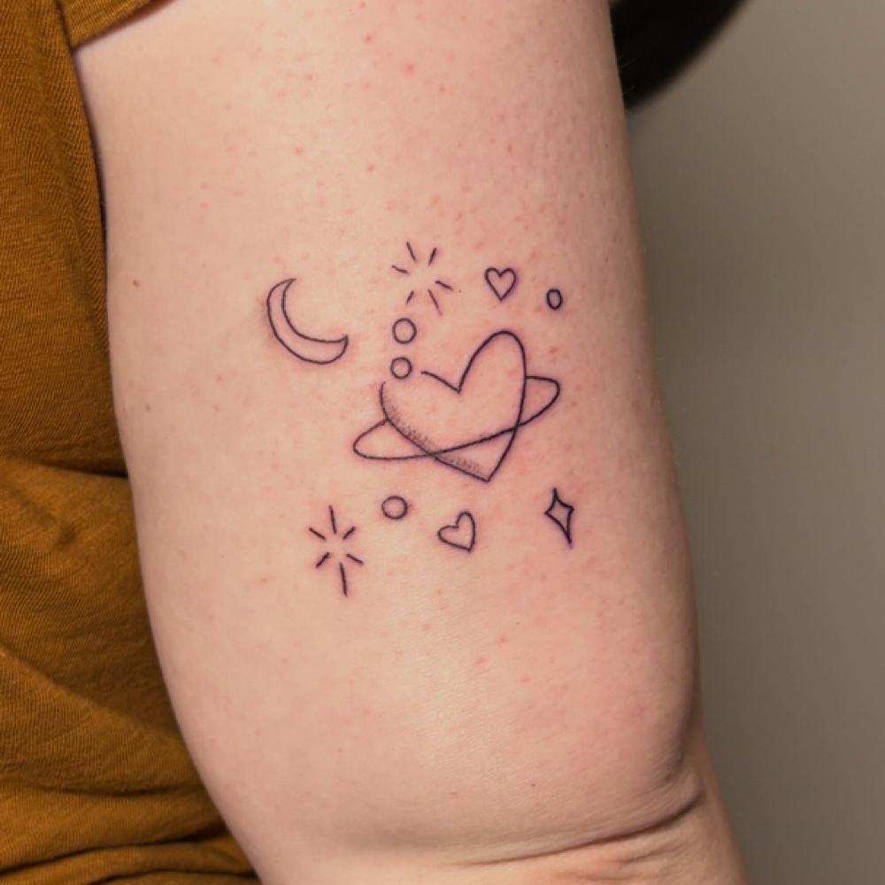 1 flash design at Pinstripe Tattoos in Shelby Township, MI