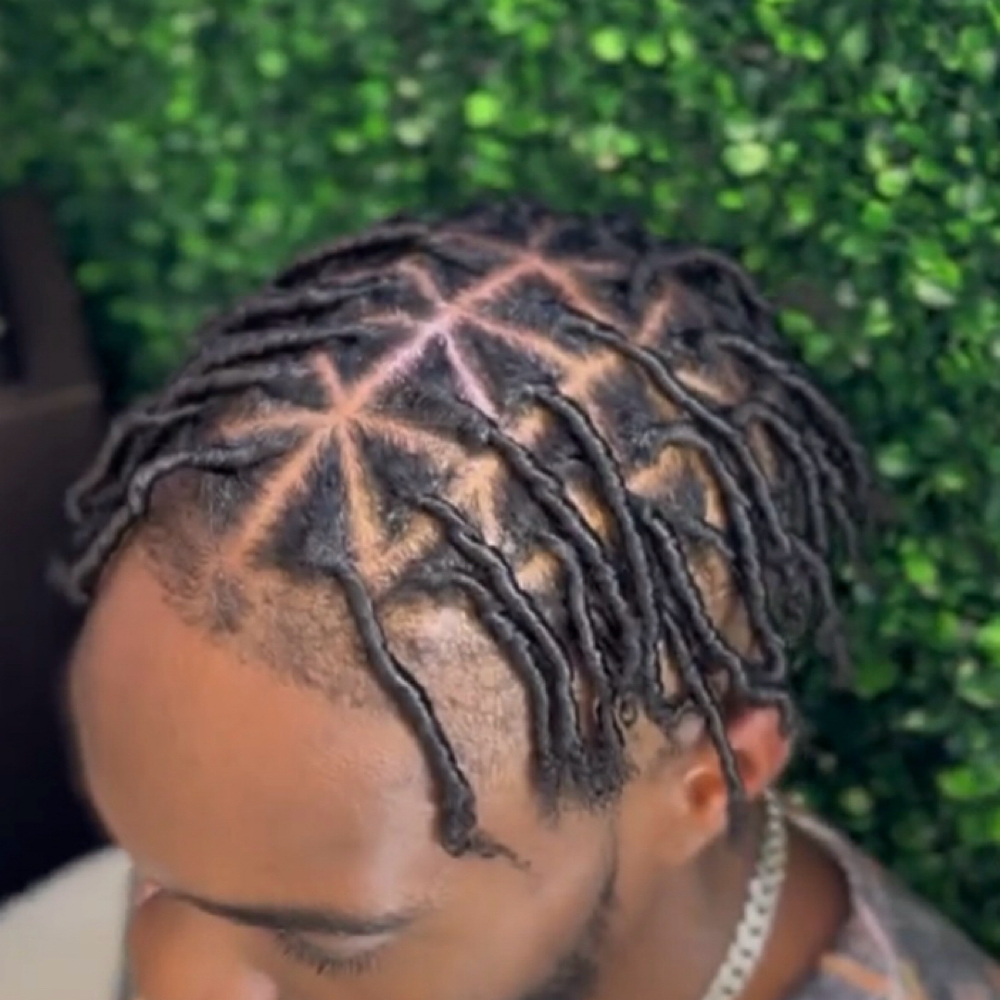 𝐒𝐭𝐚𝐫𝐭𝐞𝐫 𝐋𝐨𝐜𝐬 | Partial at Inner G Loc Studio By Liaa A’Monet in Aurora, CO