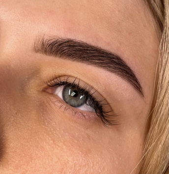 Brow Shaping & Henna