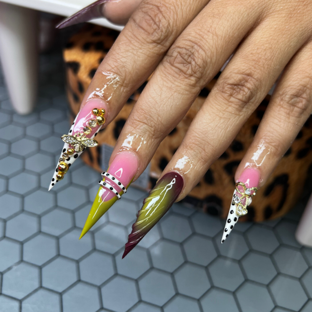 Signature Freestyle 🔥 at JASUNIQUENAILS in Covington, GA