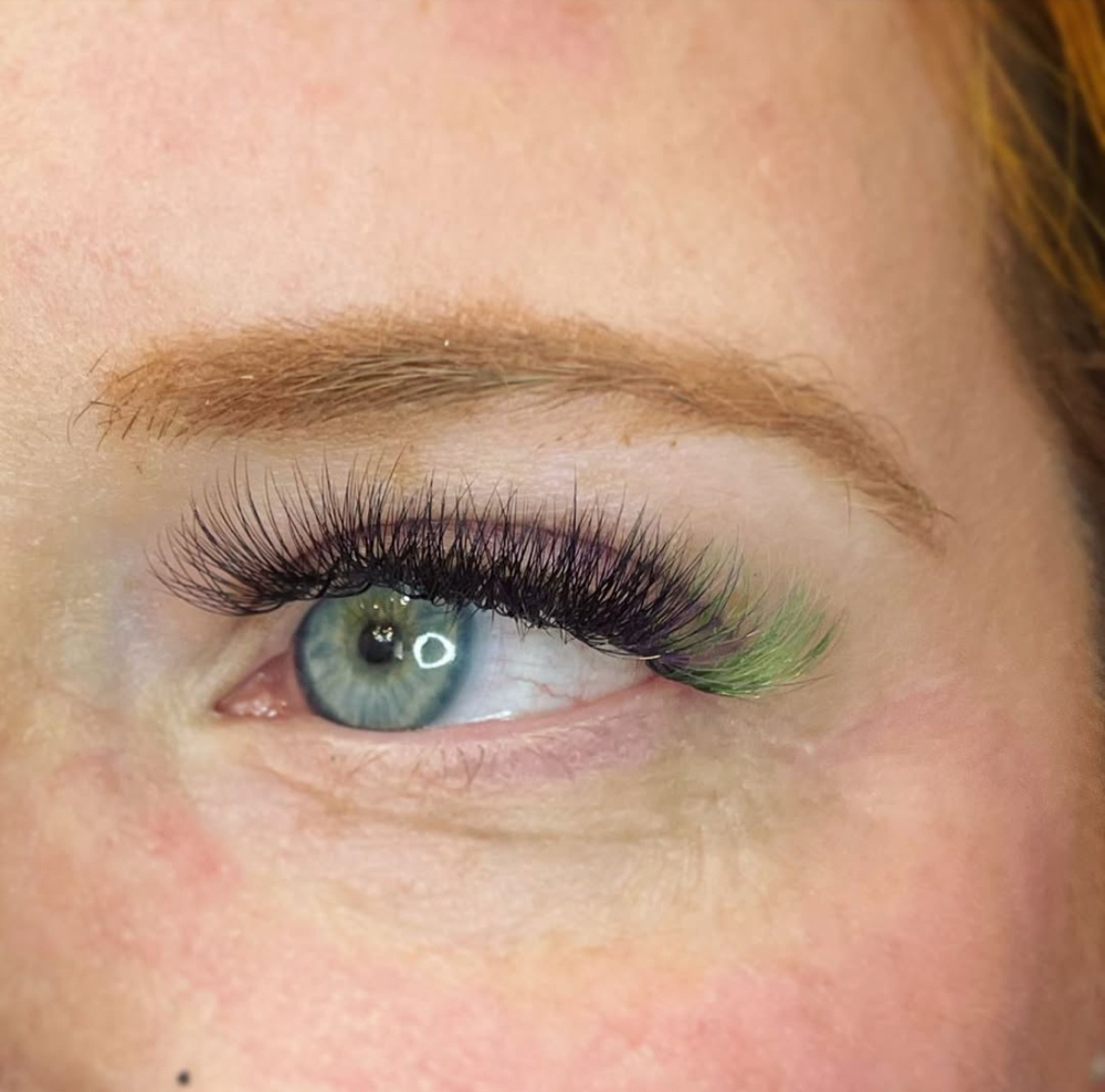 Add Color Lashes To Service