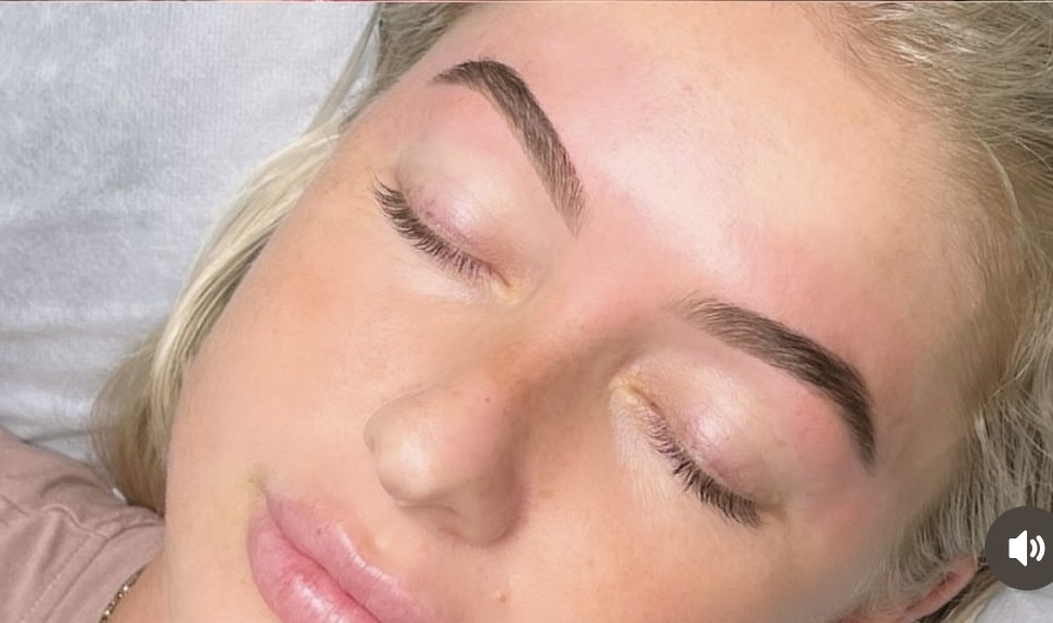 Brow Tint