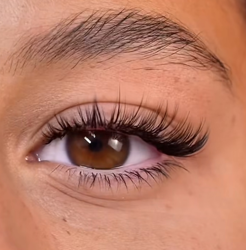 Bottom Lash Extentions