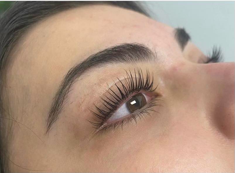 Lash Lift And Tint