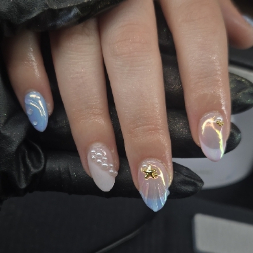 Minimal Nail Art at Nw2d Fayetteville in Fayetteville, AR