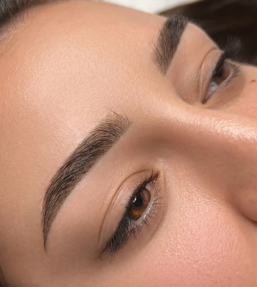 Brow Shape & Henna