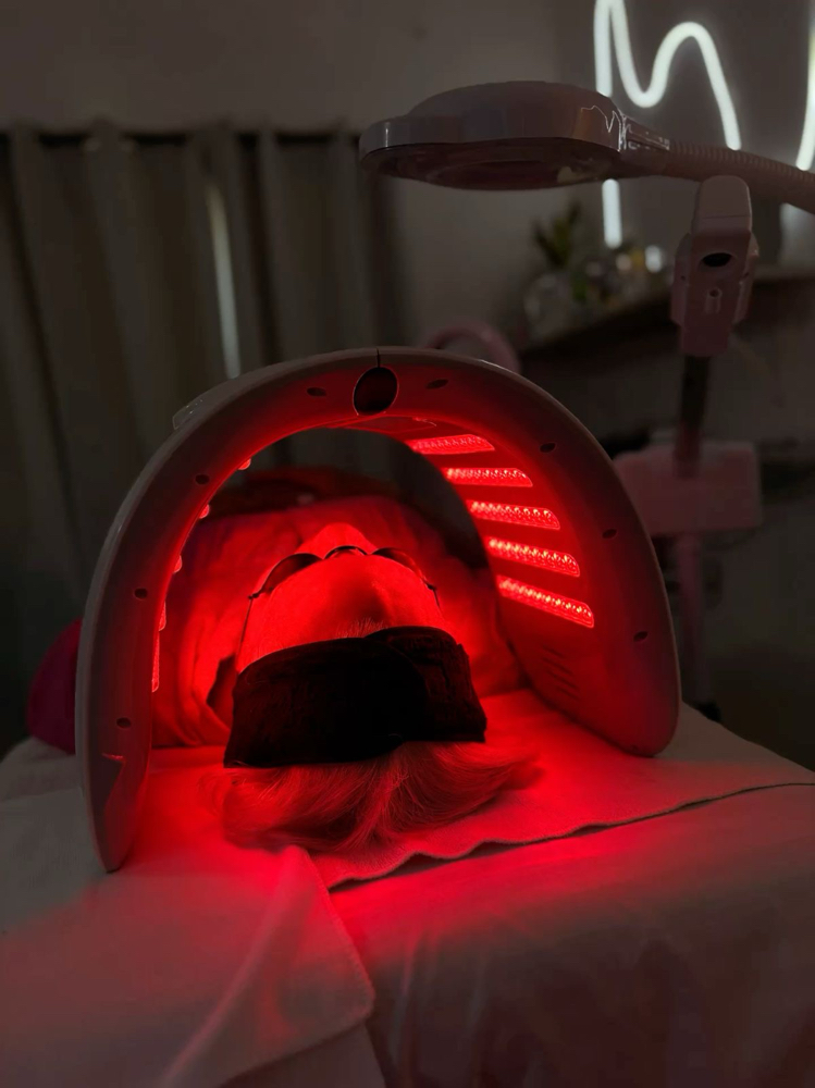 LumiLED Therapy 🔴