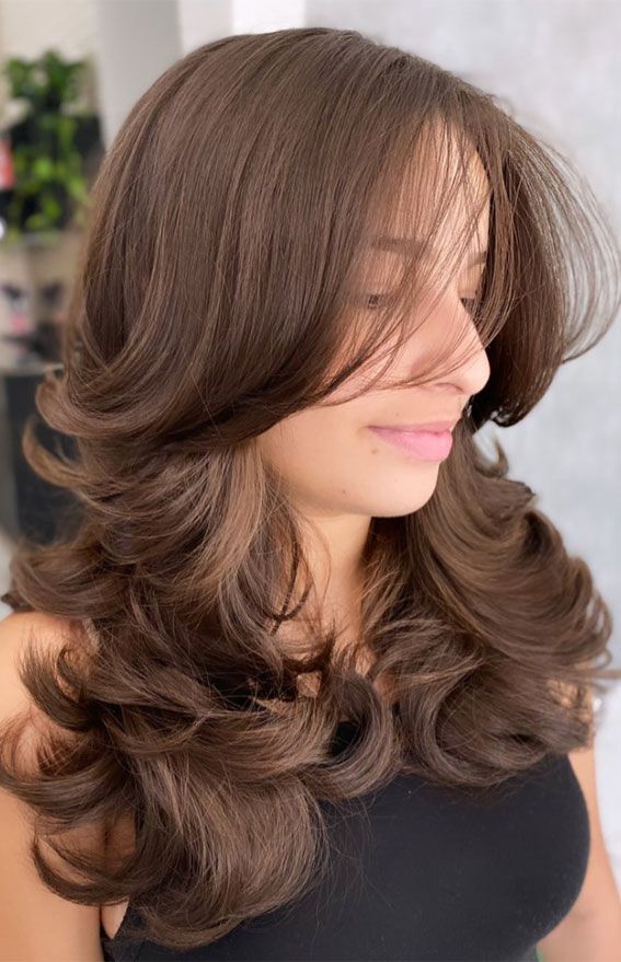 Signature Blowout W/ Layered Cut