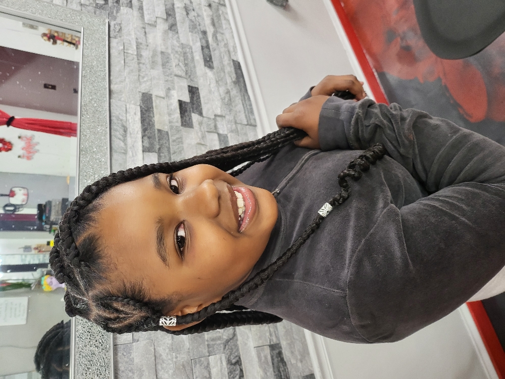 Kids Knotless  Braids  With Heart