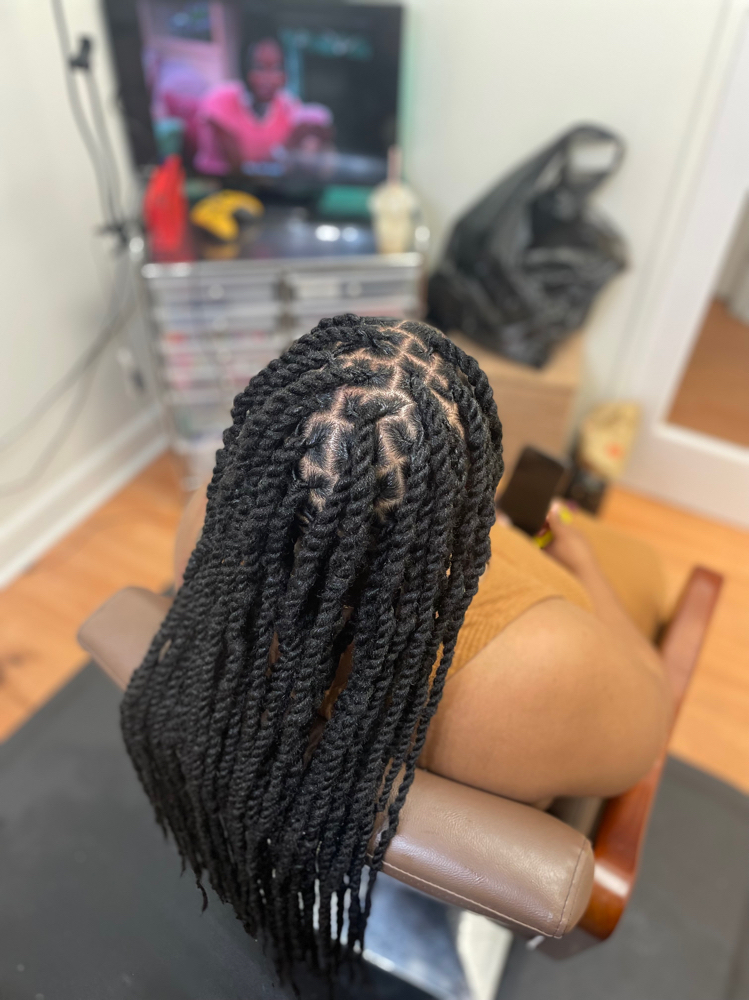 Loc Retwist W/ 2strand Extentions
