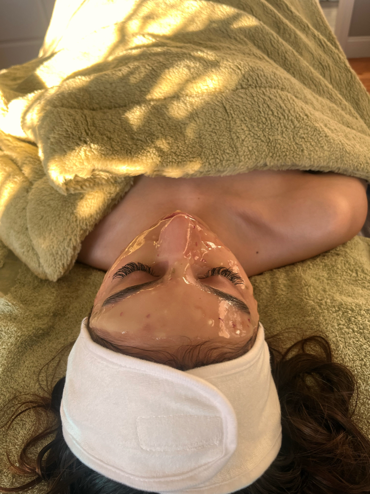 Signature Facial-Seasonal Facial