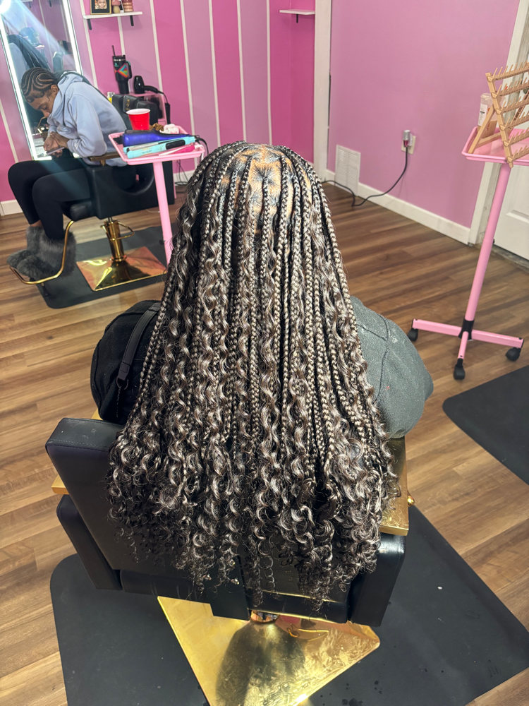 Small BOHO knotless