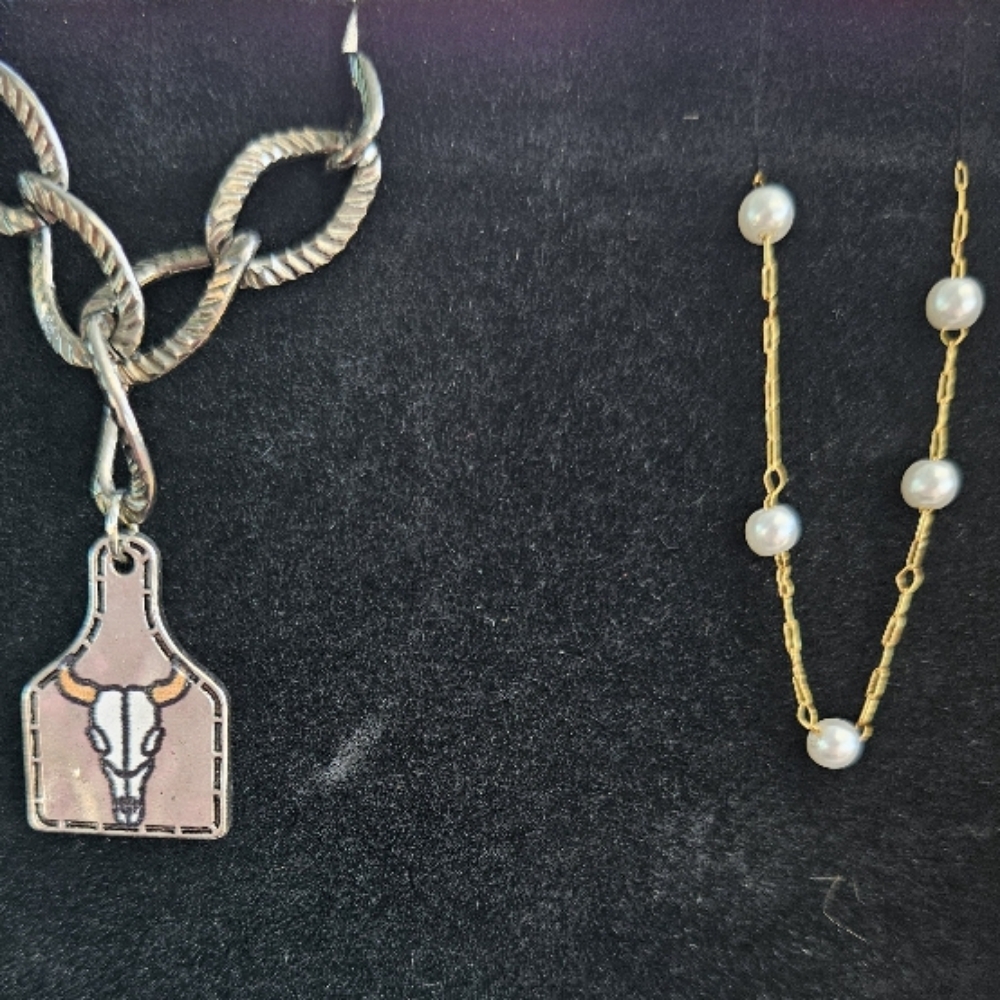 Tumber Chain at The Beauty Bartender in Hudson Oaks, TX