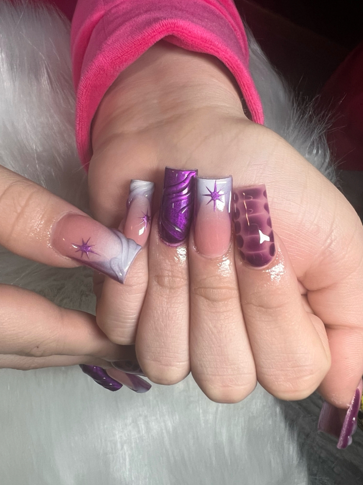 Medium Nails