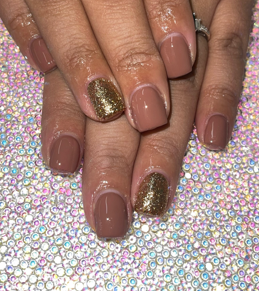 Short Acrylics at MessiNails in Redding, CA