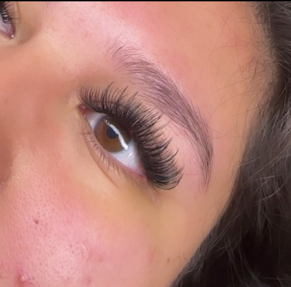 Wispy Volume Full Set