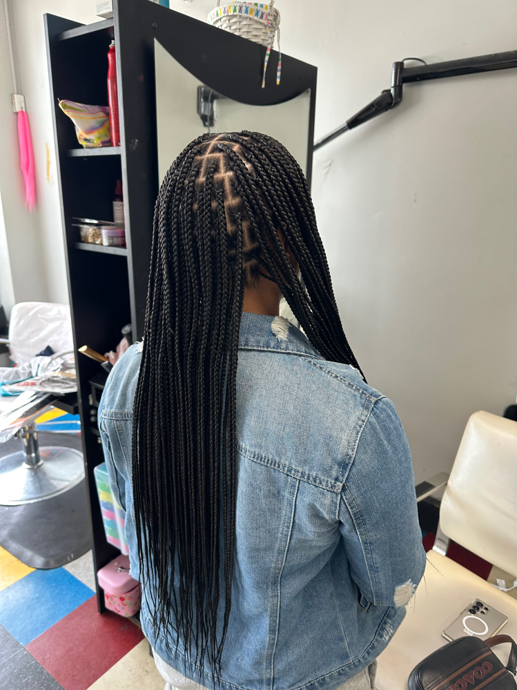 Medium Knotless at The royal lab in New York, NY