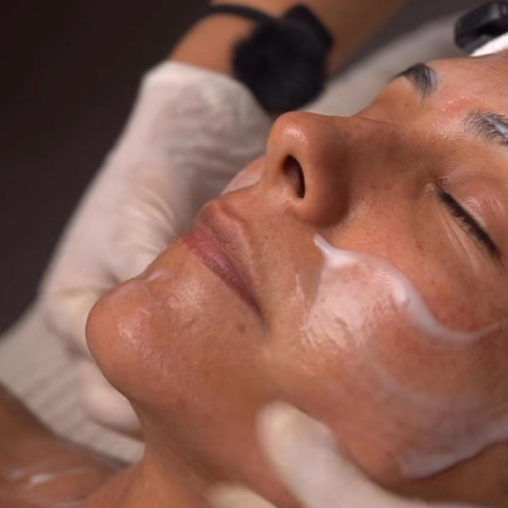 ✨ 30-Minute Facial at Radiant Beauty By Selene in Fresno, CA