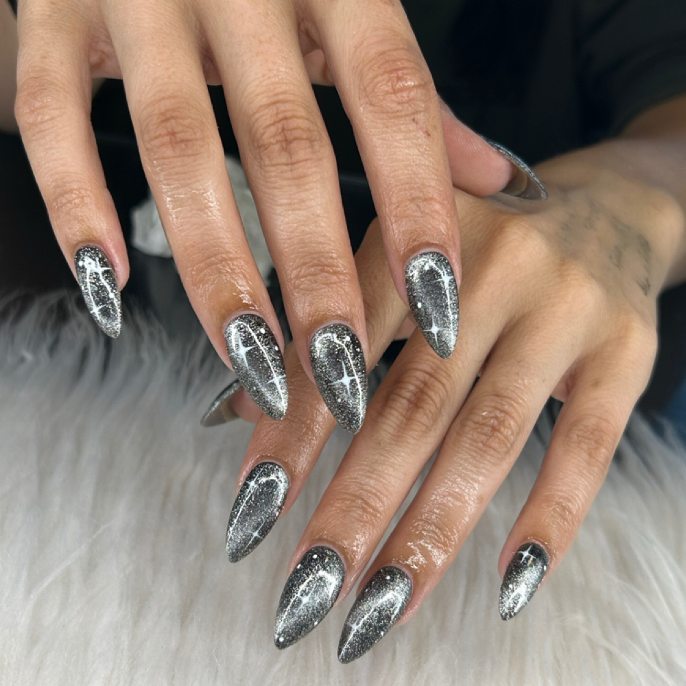 Acrylic Fill - Detalied Art at RayzNailz in Berea, OH