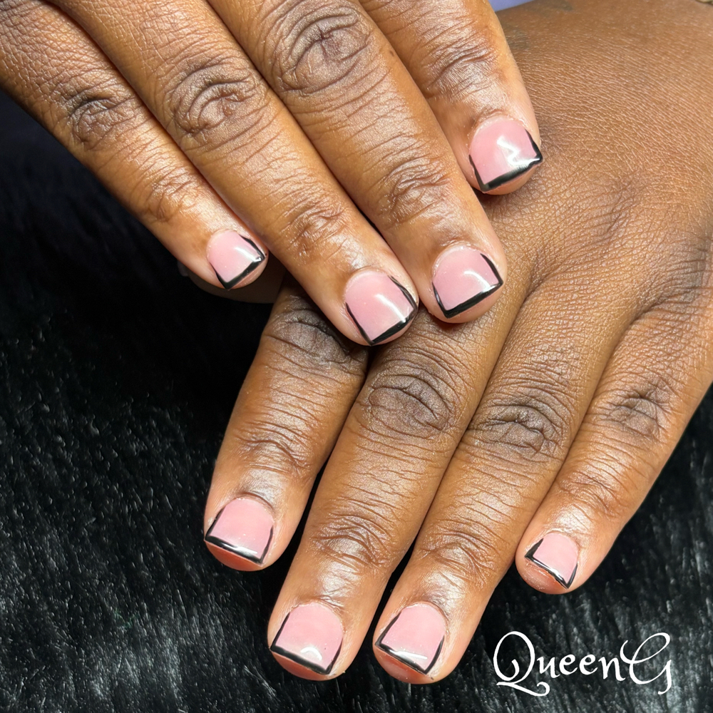 Queen’s Overlay at QueenG X Nailz in North Charleston, SC