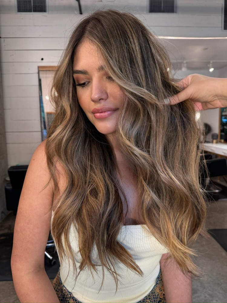 The Glowing Brunette