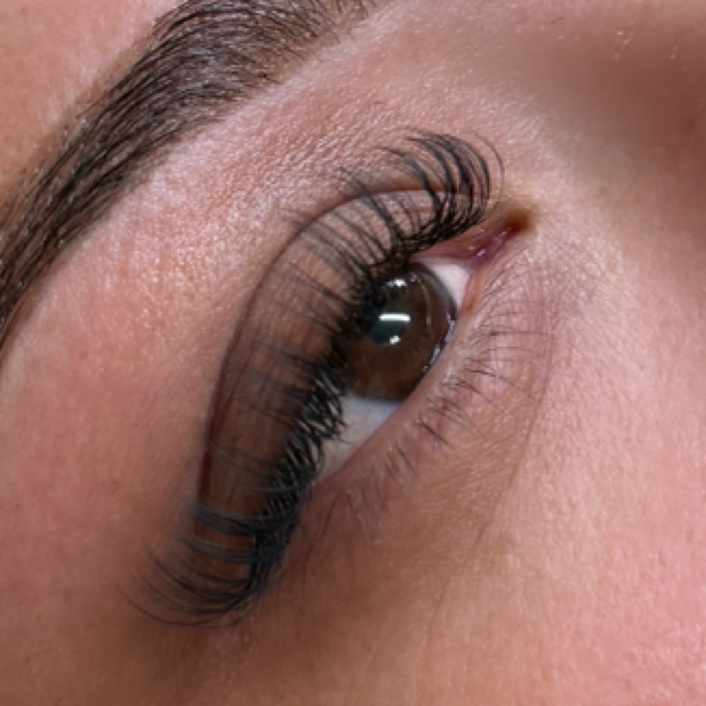 Classic Fills at Glo Beauty Studio LLC in Los ANGELES, CA