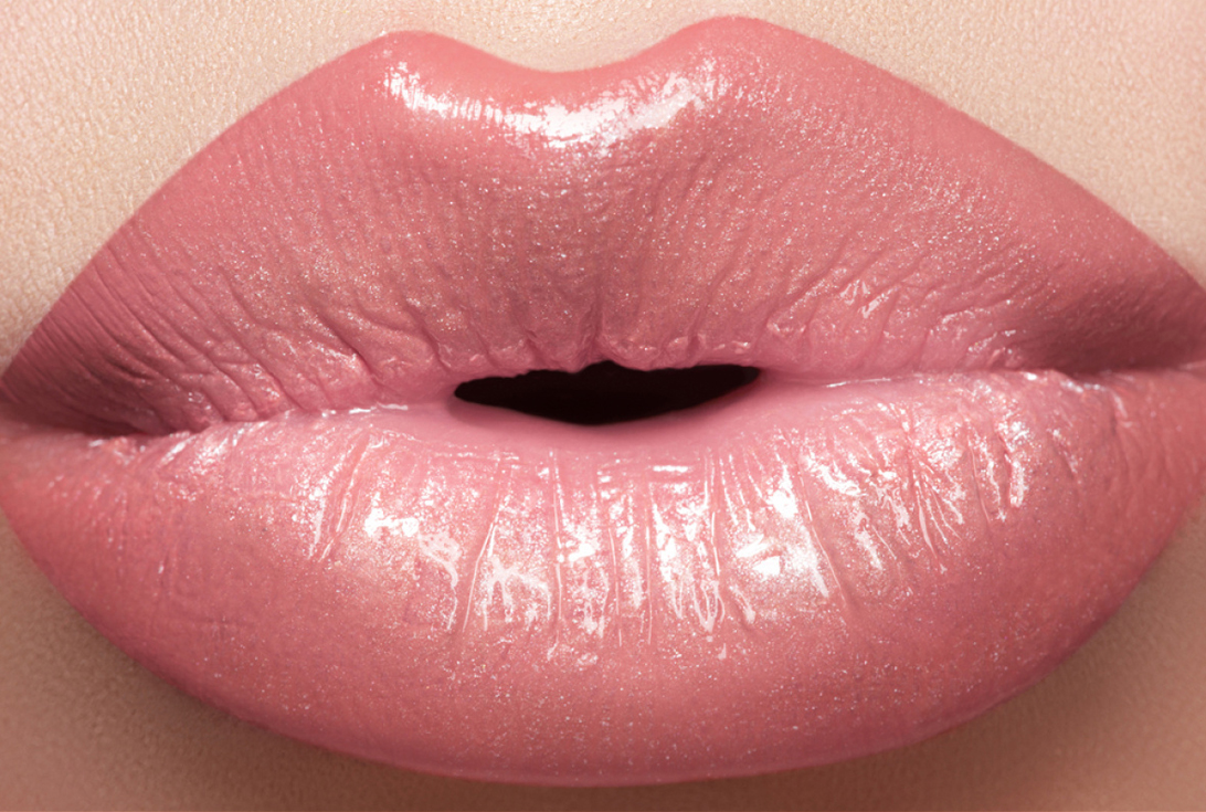 SIGNATURE LIP LIFT