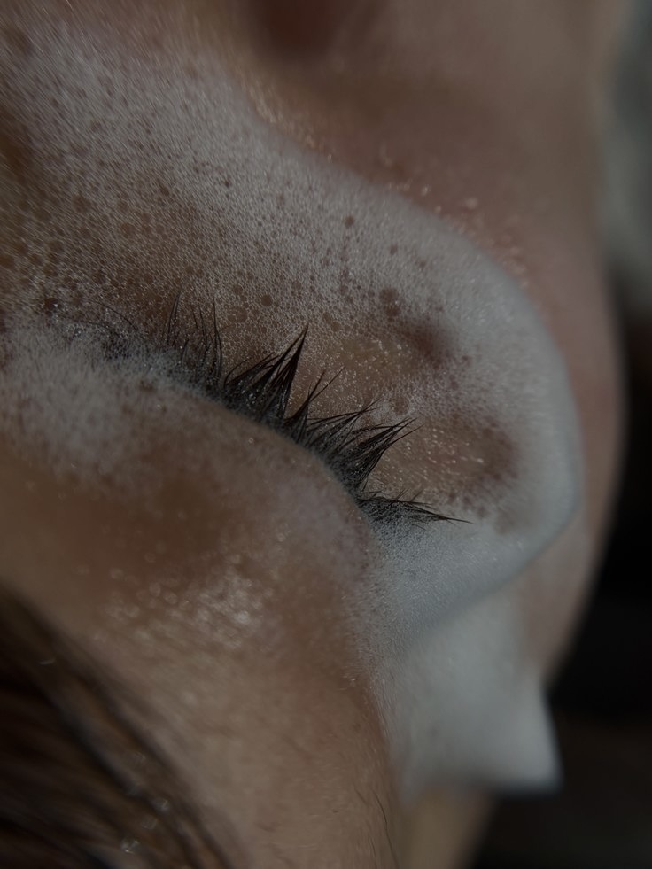 Lash Removal