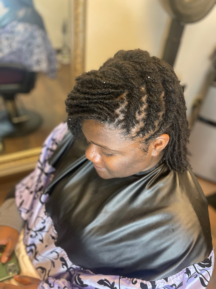 Loc R&R Hydrate and Style at Ari Slaughter in Jenks, OK