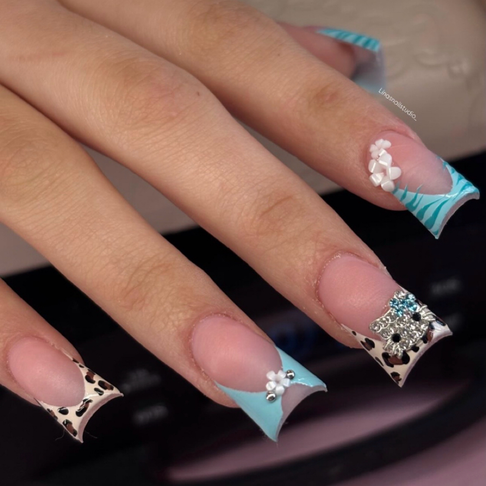 Full Set Medium Nail at Plump Baddie in Springfield, OR