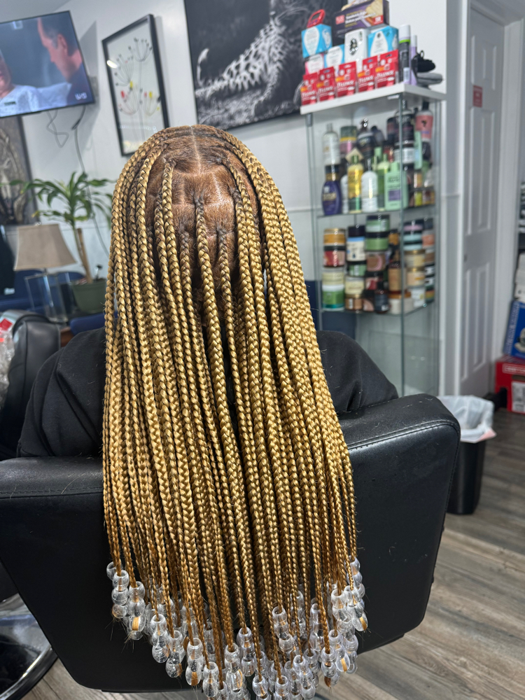 Medium Knotless