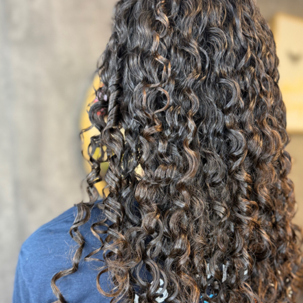 Curly Haircuts at G Stylez Salon in Madison, WI