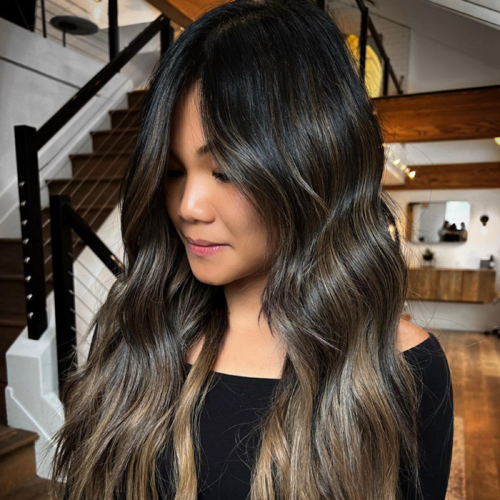 Hand Tied Wefts at Cozmo Colorz in Wahiawa, HI