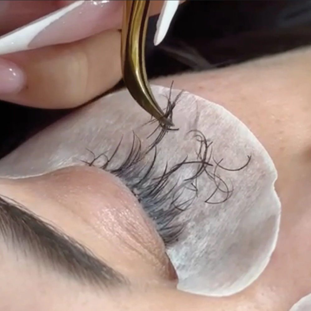 Lash Removal