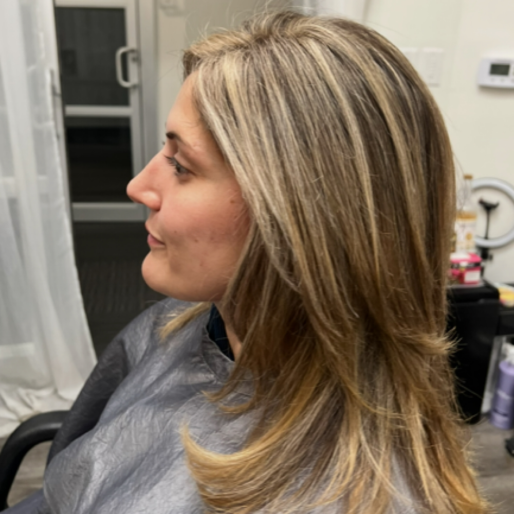Low Light at Glam Beauty By AL in Wall, NJ
