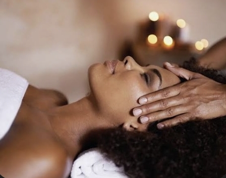 The Glow & Go Express Facial